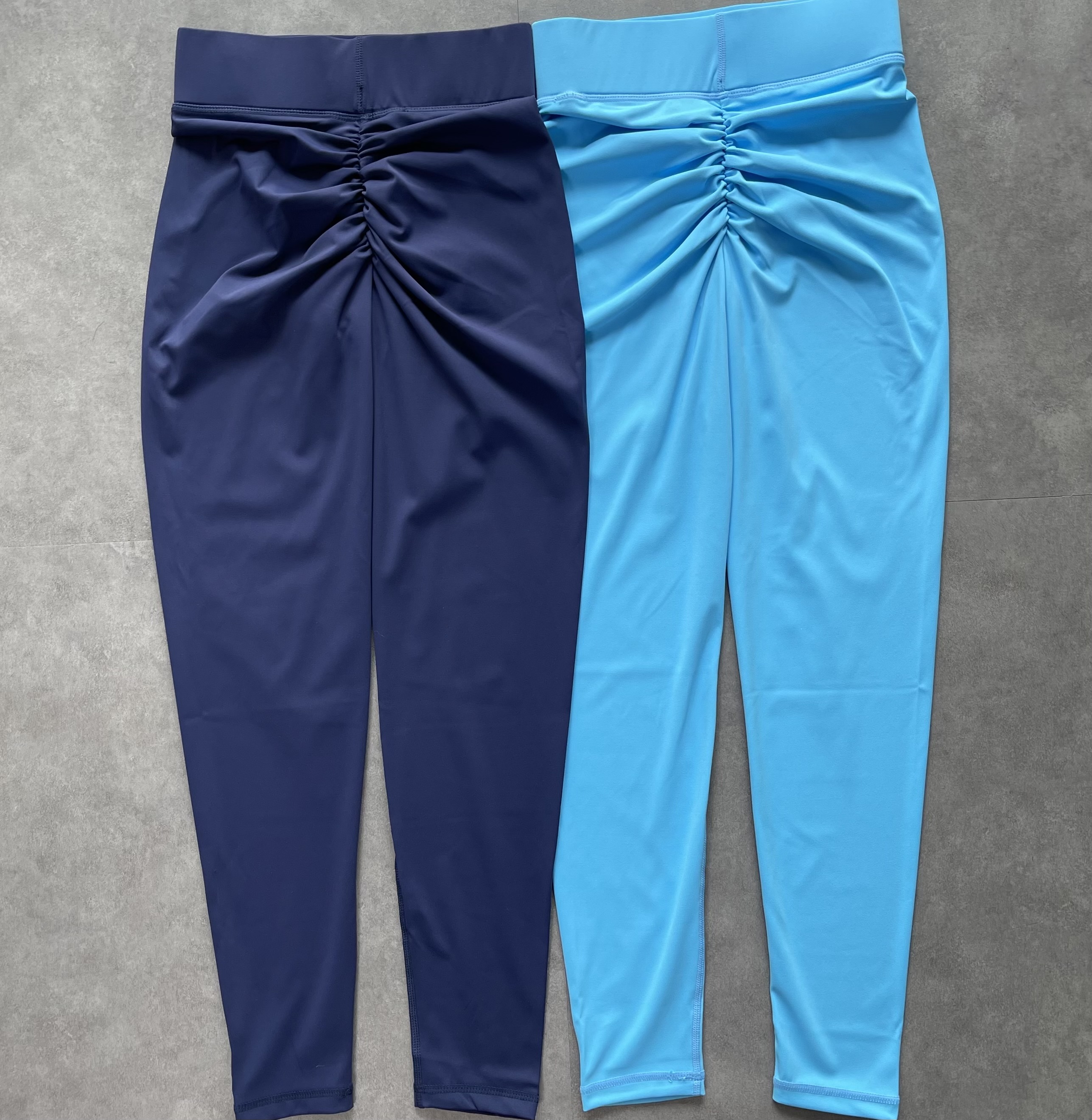 لگ‌ پشت هفتی سرمه و ابی روشن 