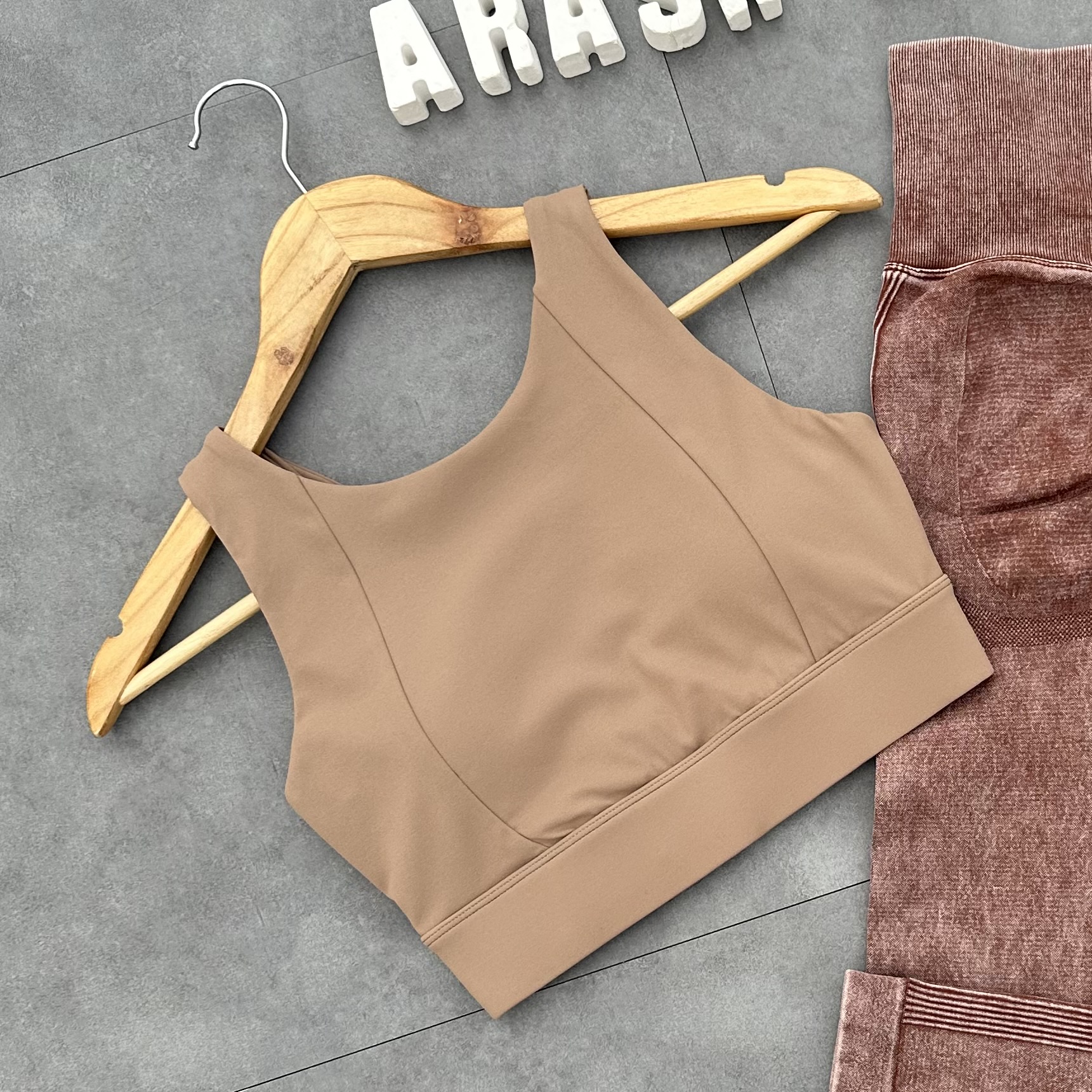 نیمتنه غزندار قهوه ای