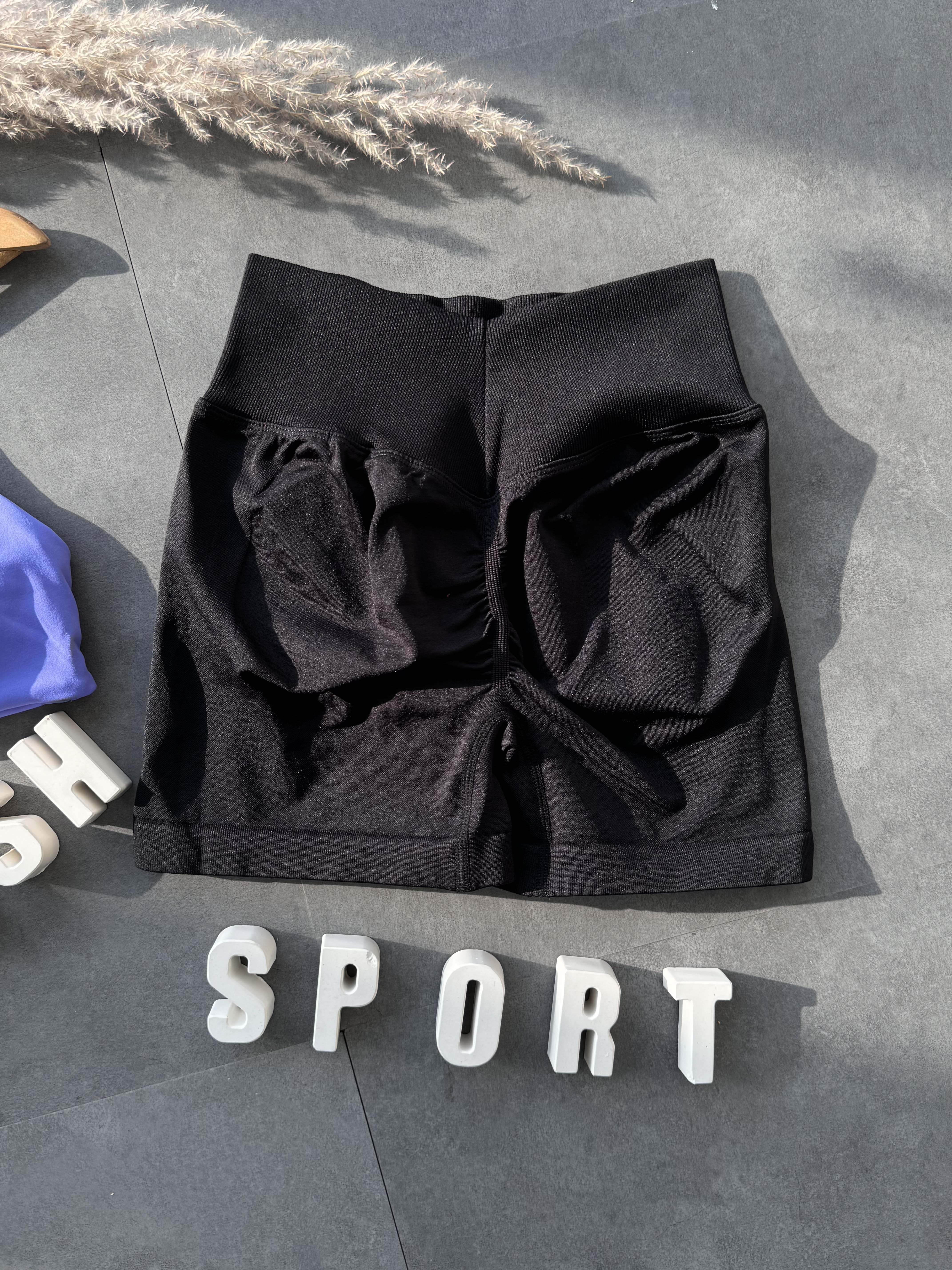 بایکر مشکی سیملس زنانه