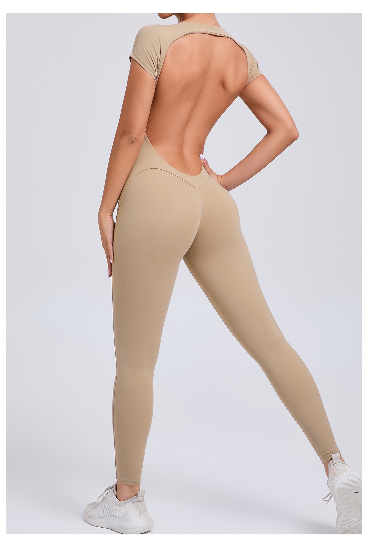 اورال ورزشی زنانه پشت باز نسکافه ای