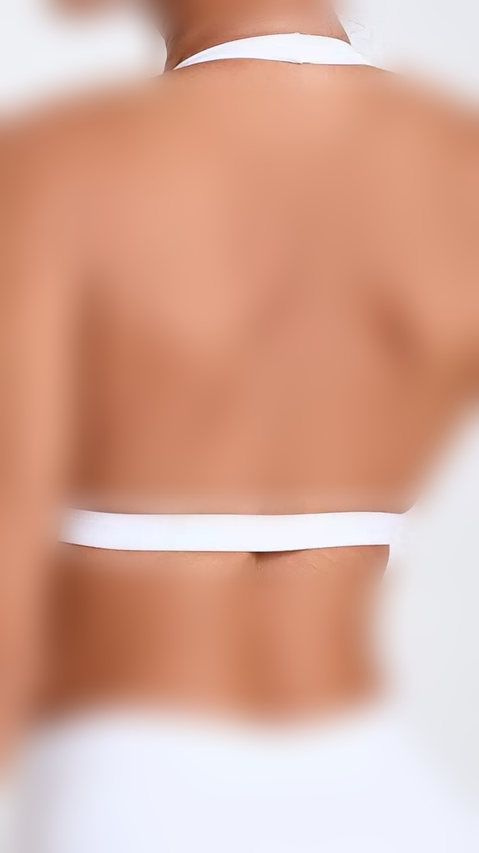 نیمتنه ورزشی سفید