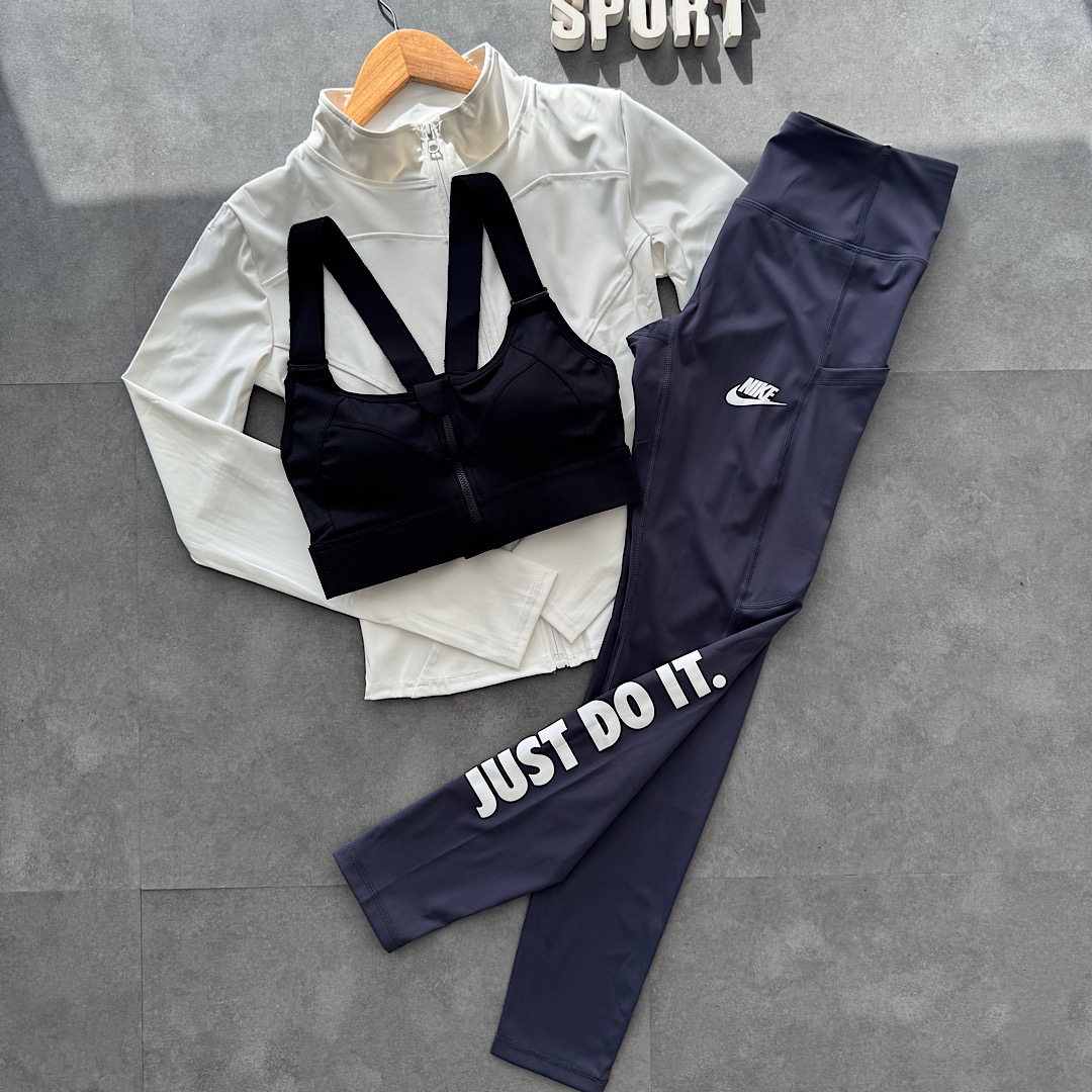 لگ نایک ورزشی زنانه سرمه ای