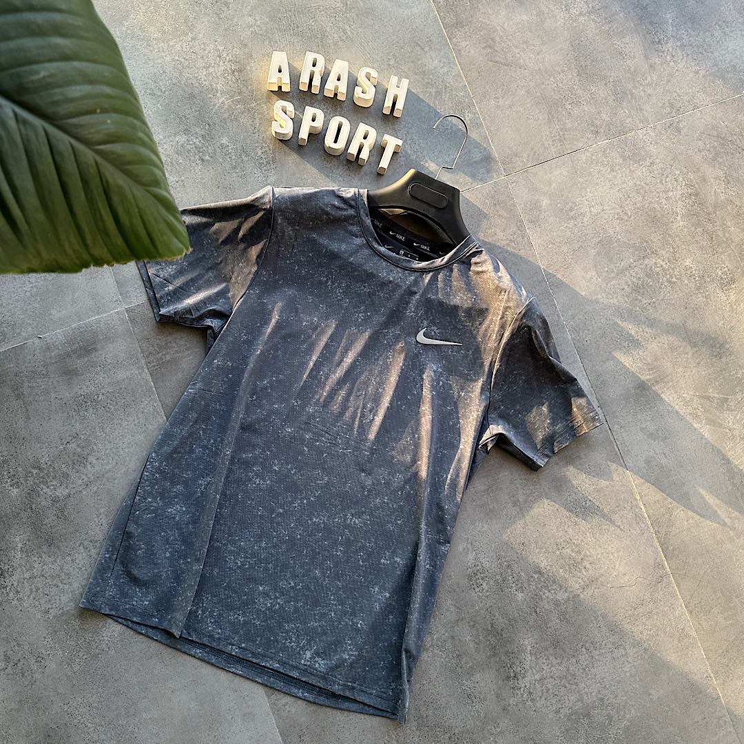 تی شرت کهکشانی دودی سبز 2890