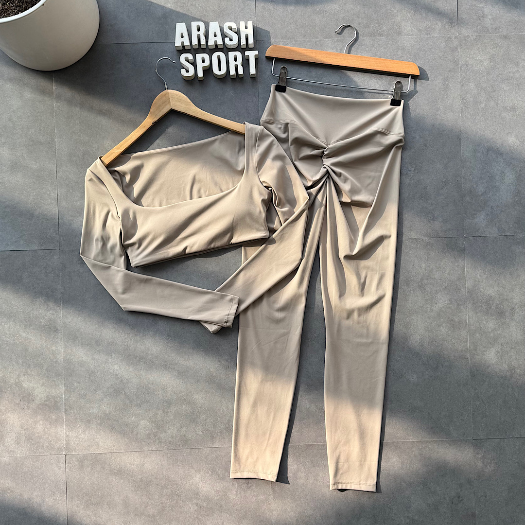 ست کراپ و لگ خاکی