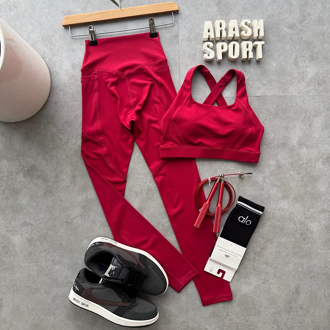 نیم تنه و لگ رنگ قرمز اناری نیم تنه کاپدار 