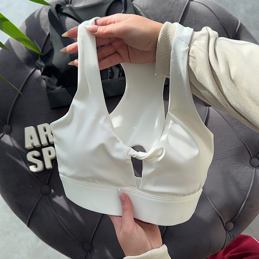 نیم تنه گره ای غزندار سفید ورزشی